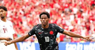 لاعب منتخب كندا
