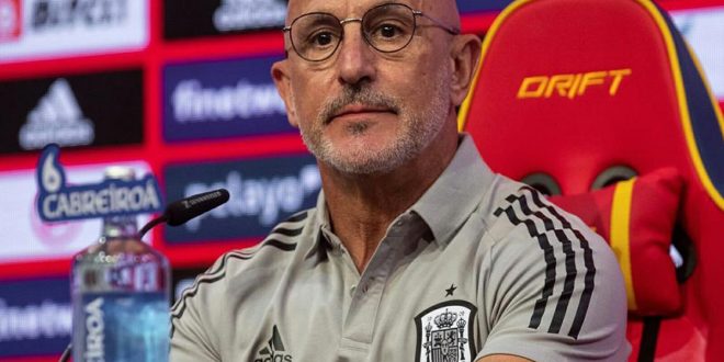 مدرب منتخب اسبانيا
